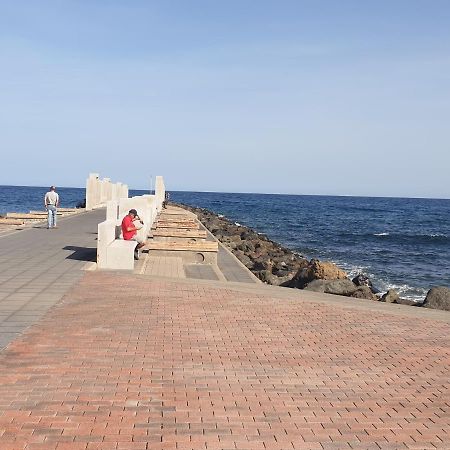 Brisas Del Mar Apartment, One Step From The Sea. El Burrero Exterior photo